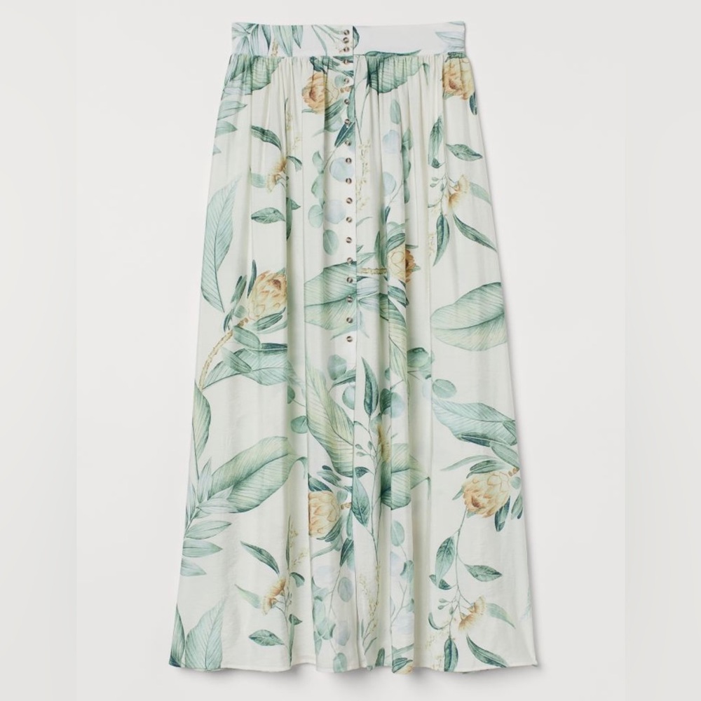 H&M ankle length skirt with tag still on